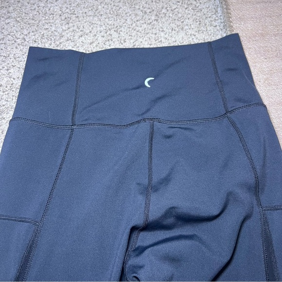 Zyia Active Black High Rise mesh Crop Leggings Size 4 athletic EUC Athleisure - Picture 6 of 10